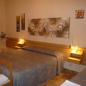 https://il-palazzetto-chiusdino.it-tuscanyhotel.com